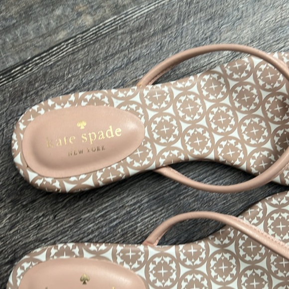 KATE SPADE Leather Blush Pink Flip-Flops - Picture 5 of 6